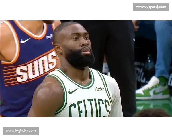 热火迎战凯尔特人第六场关键之战 争夺总决赛门票决胜时刻来临