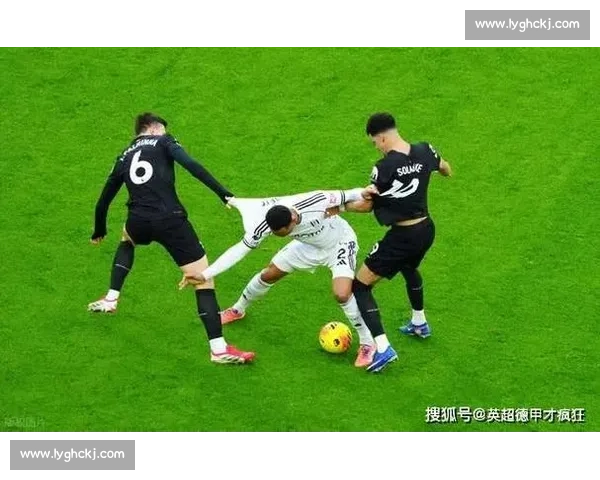 热刺vs强敌焦点对决英超赛场胜负悬念引爆球迷期待全城关注巅峰